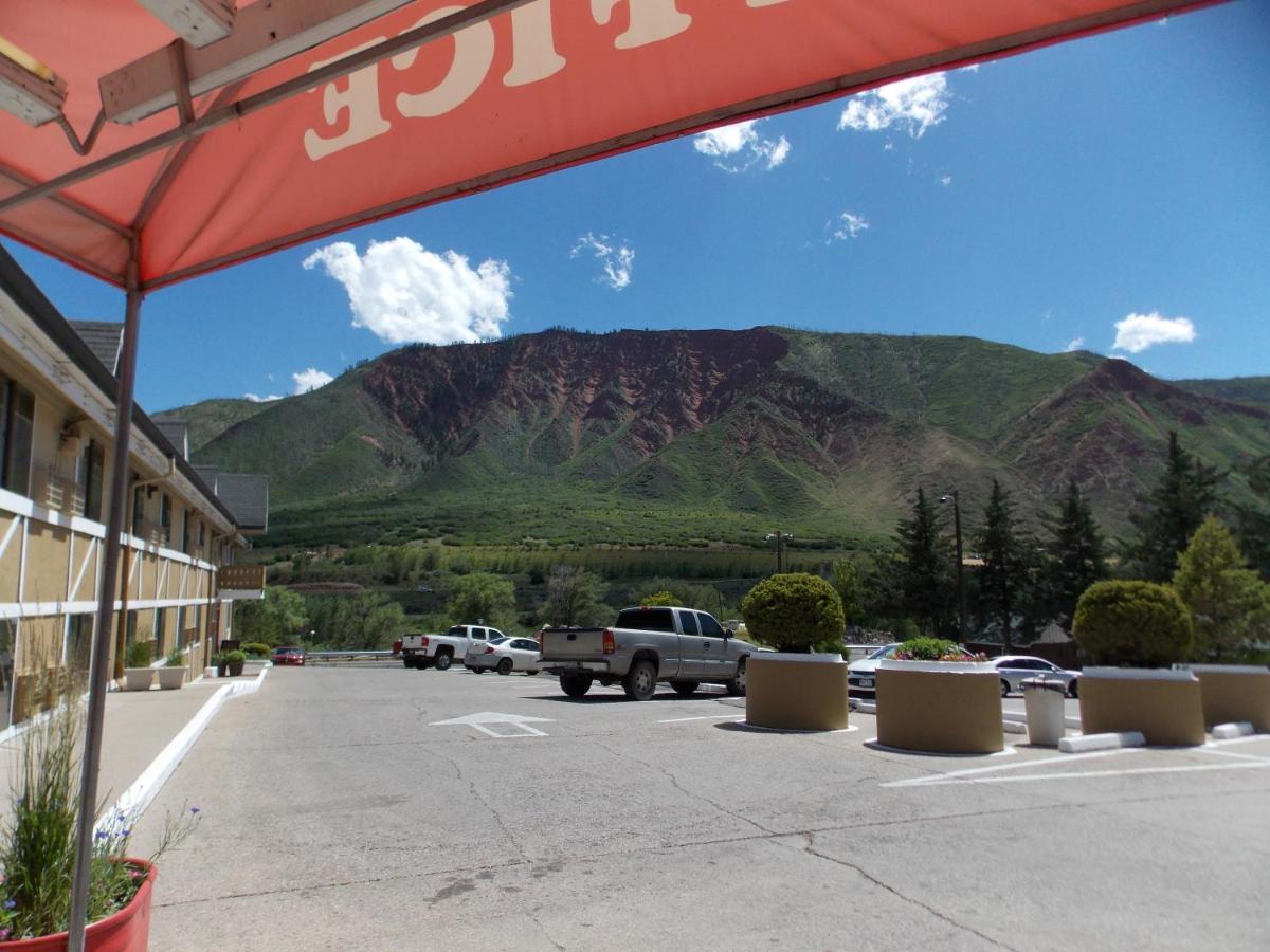Adventure Inn - Glenwood Springs Eksteriør billede