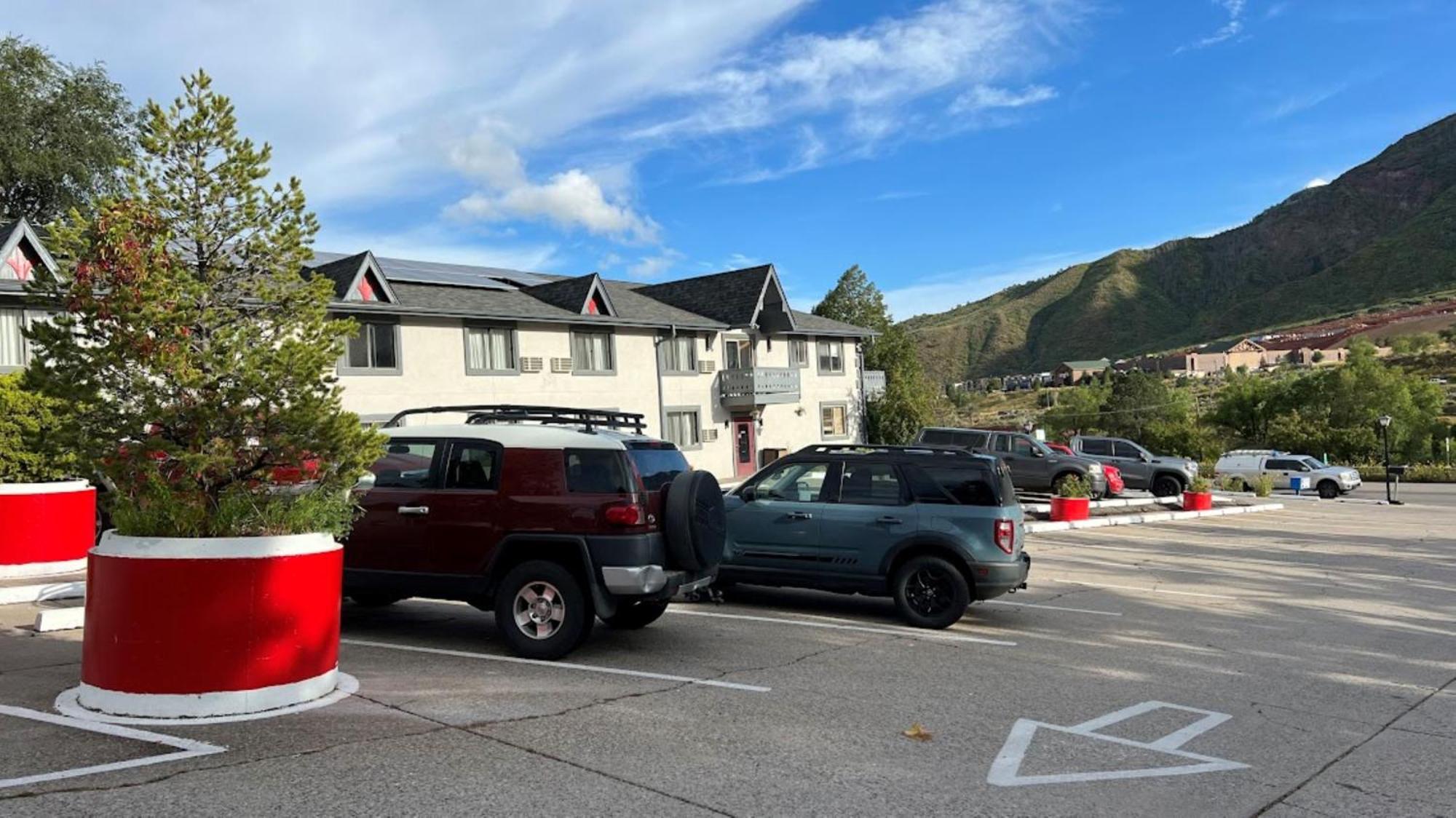 Adventure Inn - Glenwood Springs Eksteriør billede